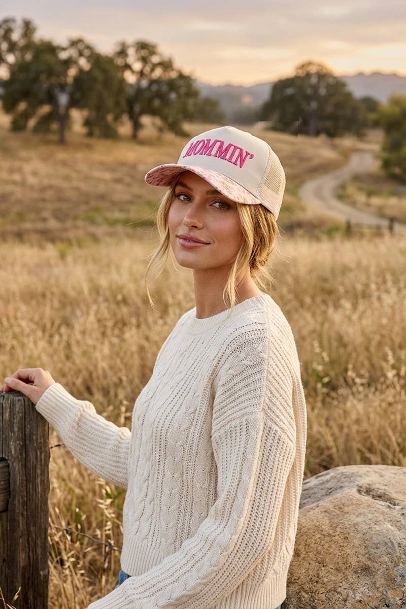 Mommin' Two Tone Mesh Snapback Hat